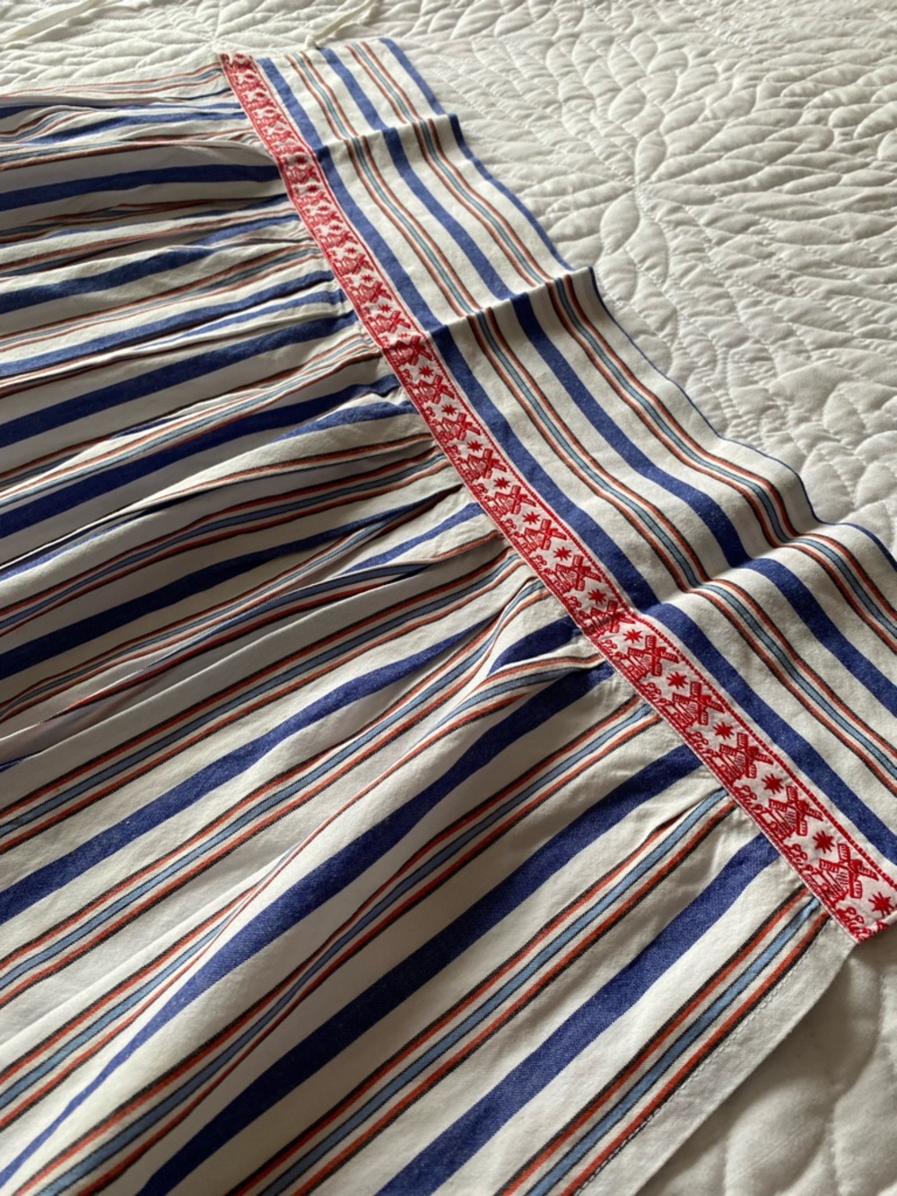 Striped Apron- Midi Skirt with flare - Picture 3 of 4